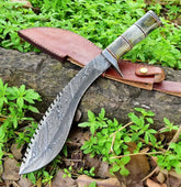 Savanna Fang – Hand-Forged Damascus Kukri with Camel Bone Grip
