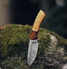 Fixed Blade Huntpro Skinning Knife with Olive & Rosewood Handle