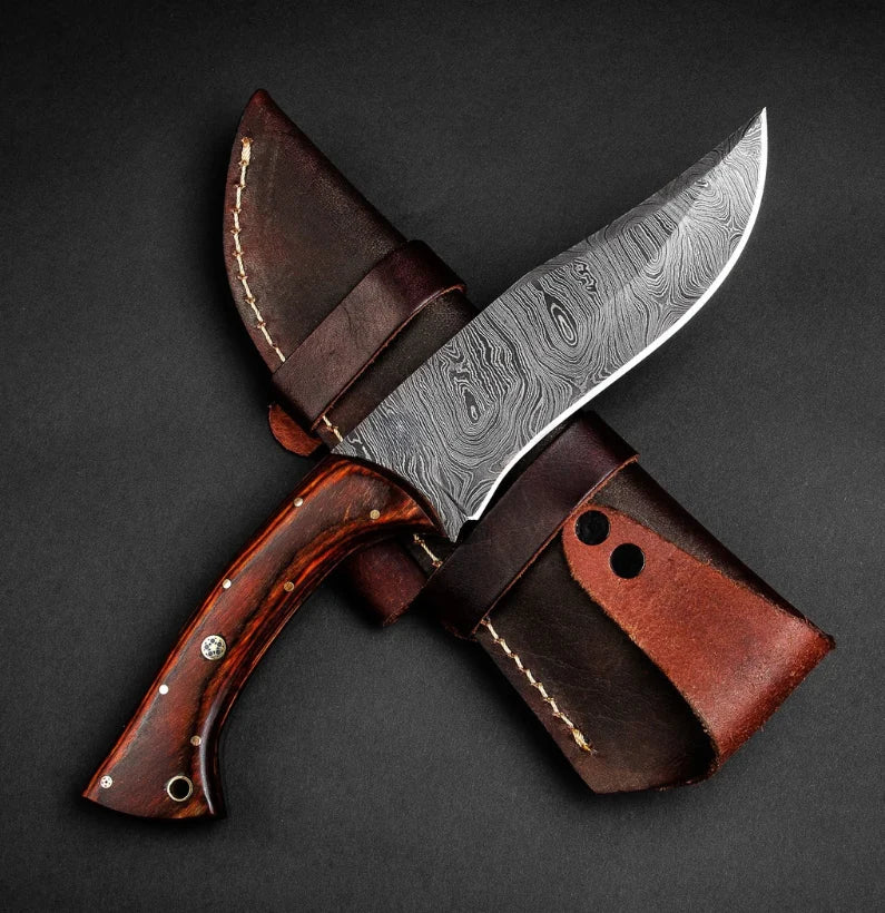 Scythian Damascus Steel Hunting Knife