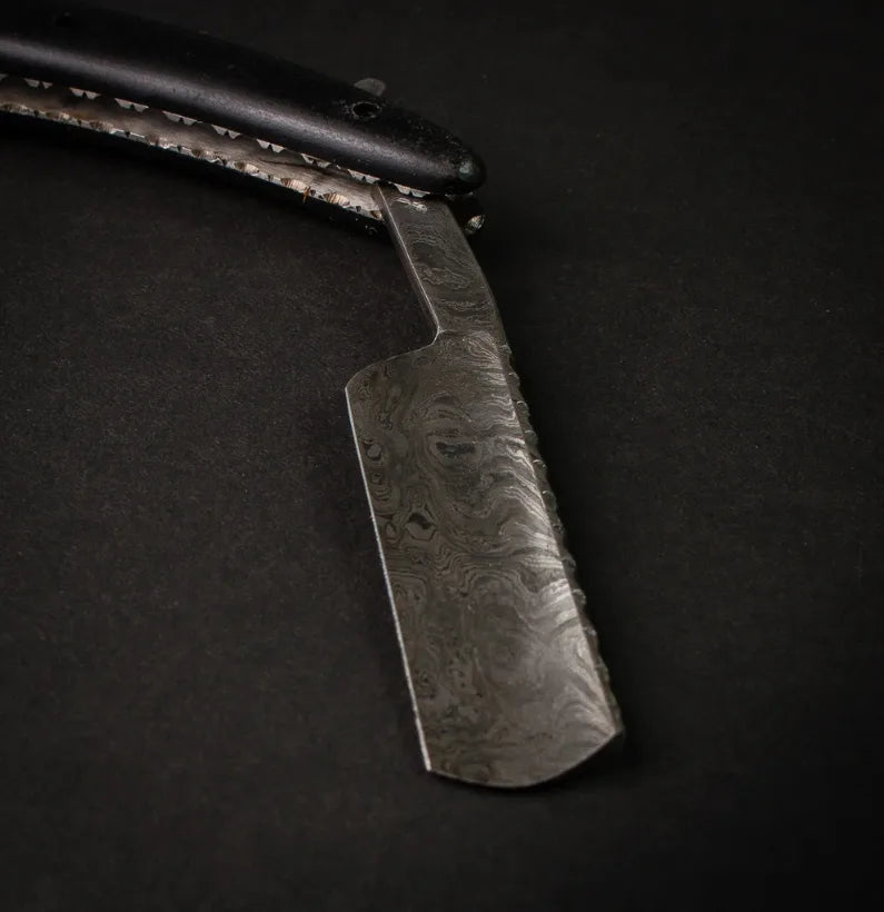 Throat Cutter Handmade Damascus Steel Straight Razor - Black Micarta