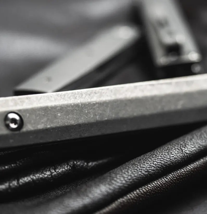 TitanEdge Damascus Gentleman Folder – Titanium EDC Knife with Pocket Clip